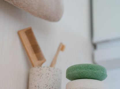 【毛穴や角質を優しくケア】天然こんにゃくスポンジ <グリーン> mana.